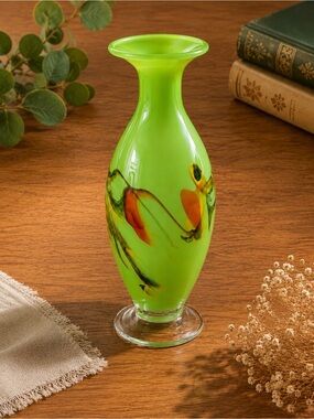 Vintage Retro Dalian Glass Company- 1970s opaline art glass vase